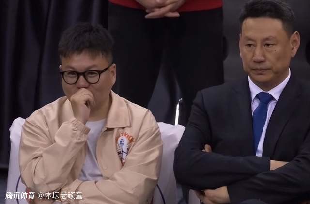 比赛开始，开场两队外线手感不错对飙三分，吉林连续冲击内线得手，原帅高效输出帮助球队获得两位数优势，吉林突然发力打出12-0的攻击波，山西及时回暖完成14-0的小高潮以62-50领先结束上半场。